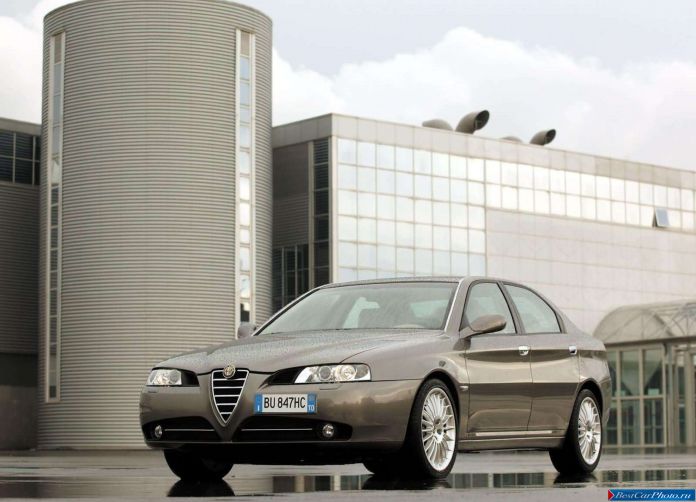 2004 Alfa Romeo 166 - фотография 8 из 47 2004 Alfa Romeo 166 - фотография 8 из 47
