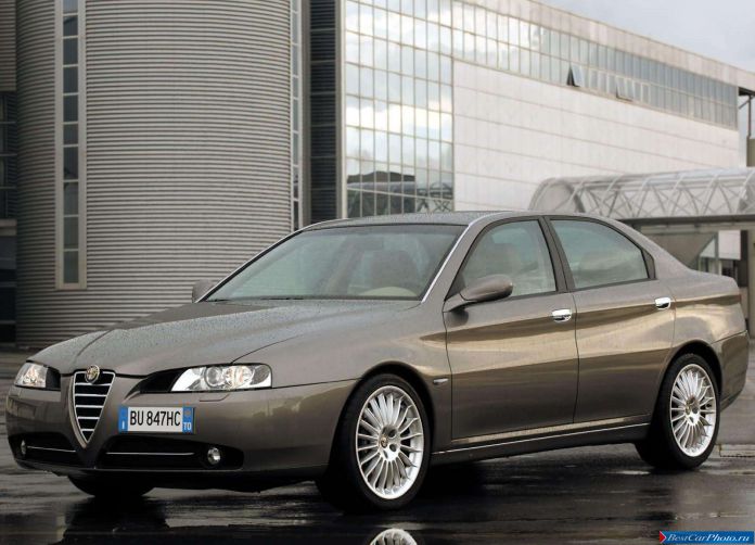 2004 Alfa Romeo 166 - фотография 16 из 47