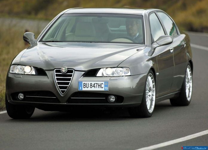 2004 Alfa Romeo 166 - фотография 23 из 47