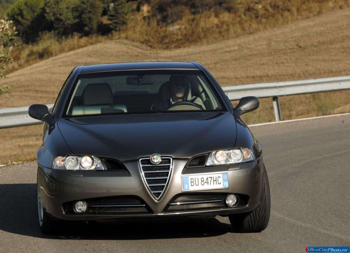 2004 Alfa Romeo 166 - фотография 31 из 47