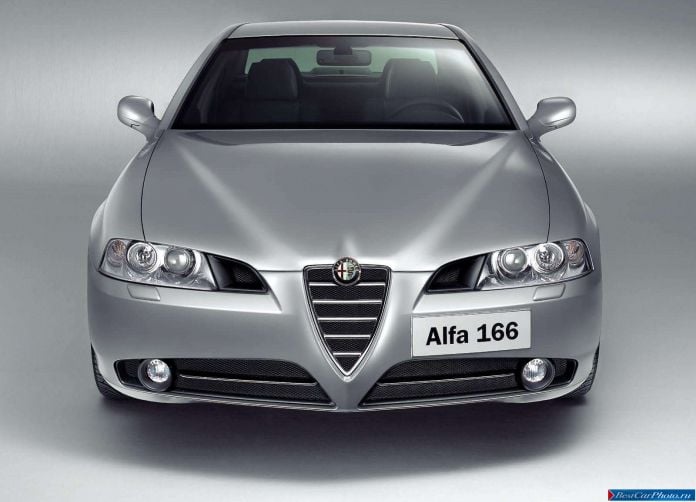 2004 Alfa Romeo 166 - фотография 42 из 47