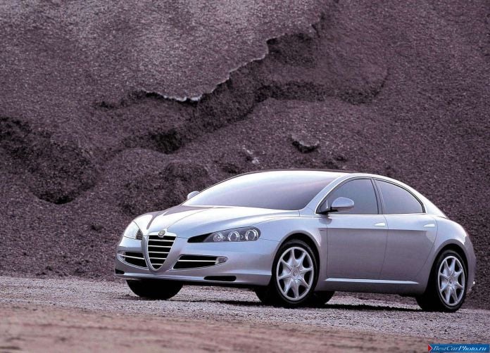 2004 Alfa Romeo Visconti Concept Italdesign - фотография 2 из 8