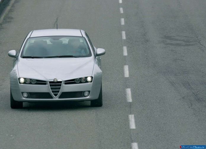 2005 Alfa Romeo 159 - фотография 14 из 59