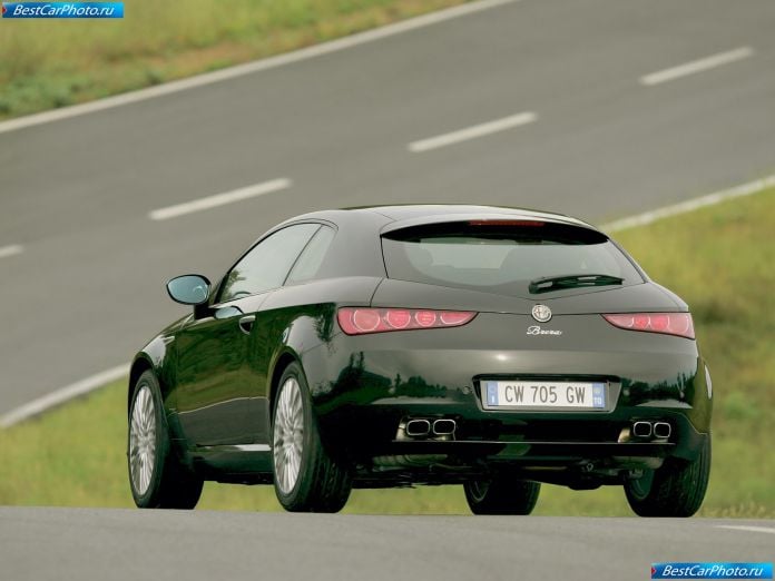 2005 Alfa Romeo Brera - фотография 21 из 59 2005 Alfa Romeo Brera - фотография 21 из 59