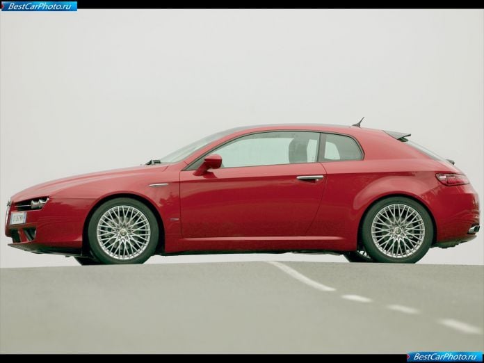 2005 Alfa Romeo Brera - фотография 39 из 59 2005 Alfa Romeo Brera - фотография 39 из 59
