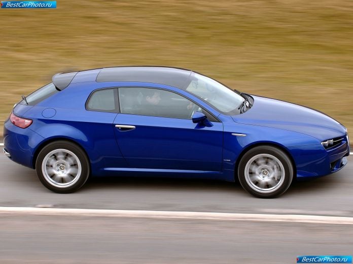 2005 Alfa Romeo Brera Uk Version - фотография 26 из 74 2005 Alfa Romeo Brera Uk Version - фотография 26 из 74