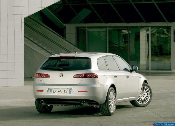 2006 Alfa Romeo 159 Sportwagon - фотография 7 из 58 2006 Alfa Romeo 159 Sportwagon - фотография 7 из 58