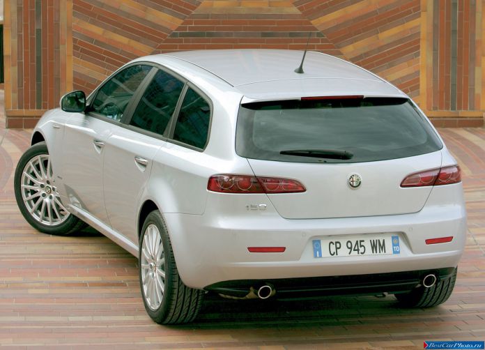 2006 Alfa Romeo 159 Sportwagon - фотография 40 из 58 2006 Alfa Romeo 159 Sportwagon - фотография 40 из 58