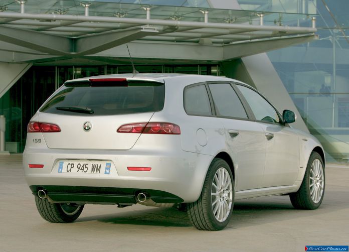 2006 Alfa Romeo 159 Sportwagon - фотография 42 из 58 2006 Alfa Romeo 159 Sportwagon - фотография 42 из 58