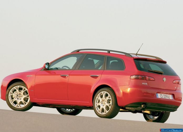 2006 Alfa Romeo 159 Sportwagon - фотография 45 из 58 2006 Alfa Romeo 159 Sportwagon - фотография 45 из 58