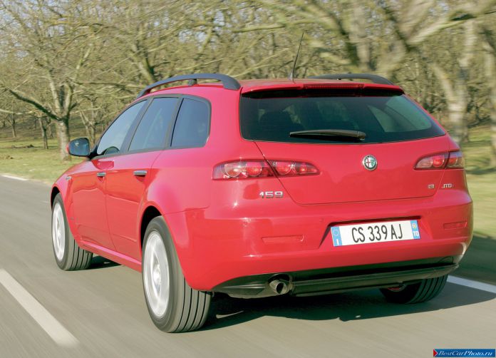 2006 Alfa Romeo 159 Sportwagon - фотография 48 из 58 2006 Alfa Romeo 159 Sportwagon - фотография 48 из 58