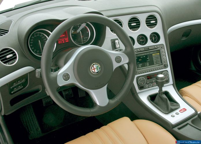 2006 Alfa Romeo 159 Sportwagon - фотография 58 из 58 2006 Alfa Romeo 159 Sportwagon - фотография 58 из 58