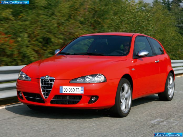 2007 Alfa Romeo 147 Q2 - фотография 3 из 16 2007 Alfa Romeo 147 Q2 - фотография 3 из 16
