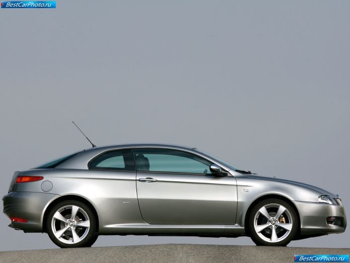 2007 Alfa Romeo Gt Q2 - фотография 8 из 16 2007 Alfa Romeo Gt Q2 - фотография 8 из 16