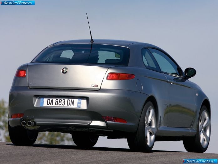 2007 Alfa Romeo Gt Q2 - фотография 11 из 16 2007 Alfa Romeo Gt Q2 - фотография 11 из 16