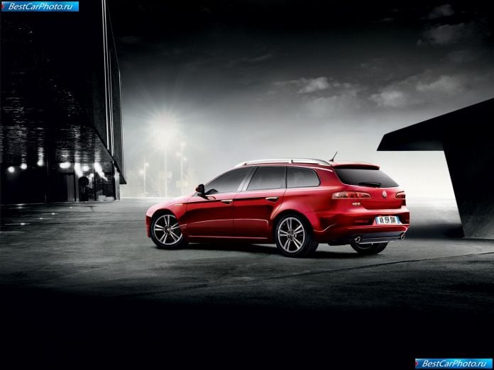 2009 Alfa Romeo 159 Sportwagon - фотография 31 из 68 2009 Alfa Romeo 159 Sportwagon - фотография 31 из 68