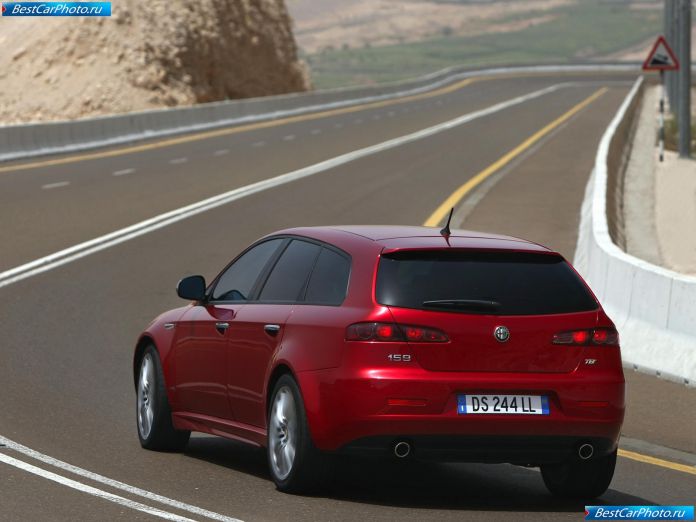 2009 Alfa Romeo 159 Sportwagon - фотография 40 из 68 2009 Alfa Romeo 159 Sportwagon - фотография 40 из 68