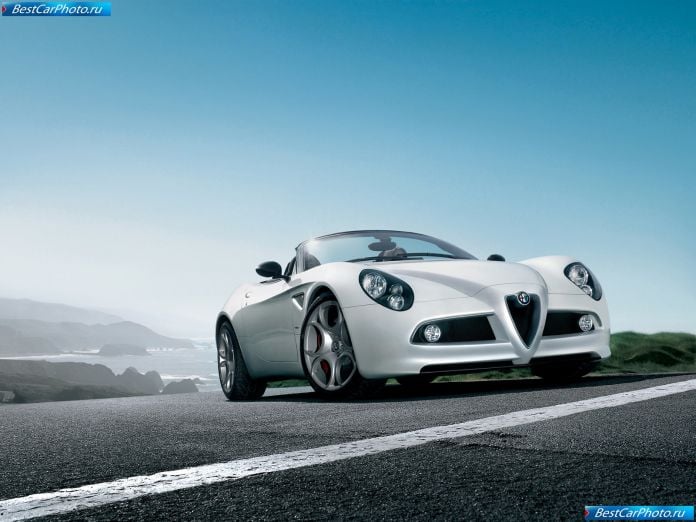 2009 Alfa Romeo 8c Spider - фотография 1 из 33 2009 Alfa Romeo 8c Spider - фотография 1 из 33