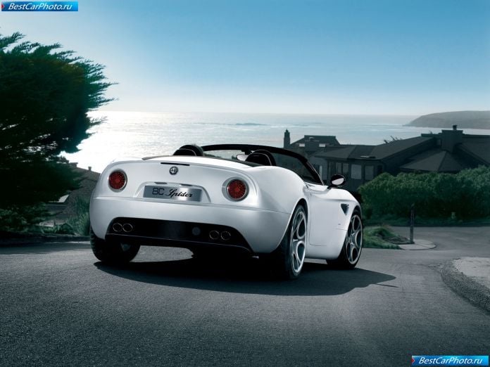 2009 Alfa Romeo 8c Spider - фотография 3 из 33 2009 Alfa Romeo 8c Spider - фотография 3 из 33