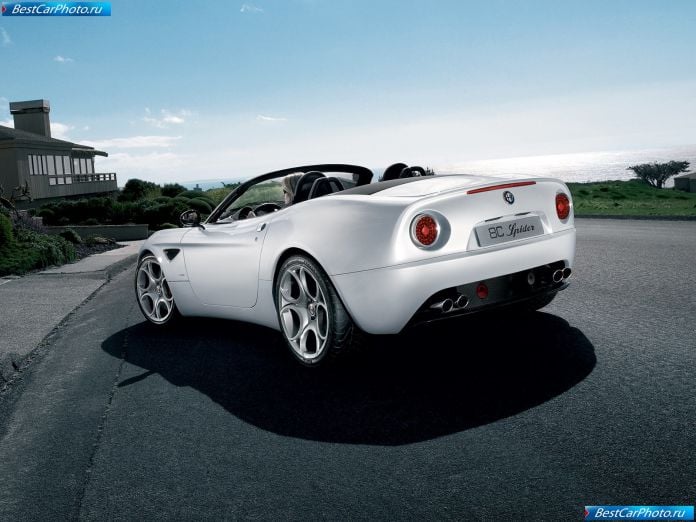 2009 Alfa Romeo 8c Spider - фотография 4 из 33 2009 Alfa Romeo 8c Spider - фотография 4 из 33