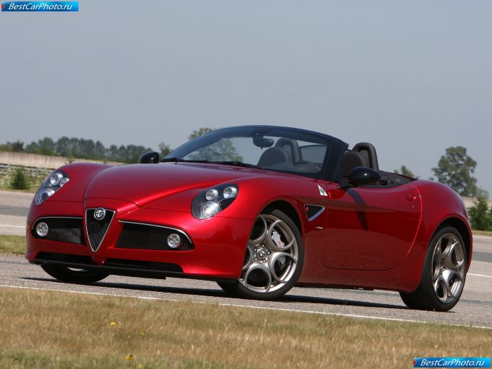 2009 Alfa Romeo 8c Spider - фотография 9 из 33 2009 Alfa Romeo 8c Spider - фотография 9 из 33
