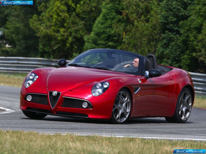 2009 Alfa Romeo 8c Spider - фотография 10 из 33 2009 Alfa Romeo 8c Spider - фотография 10 из 33
