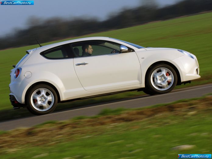 2009 Alfa Romeo Mito Uk Version - фотография 16 из 42