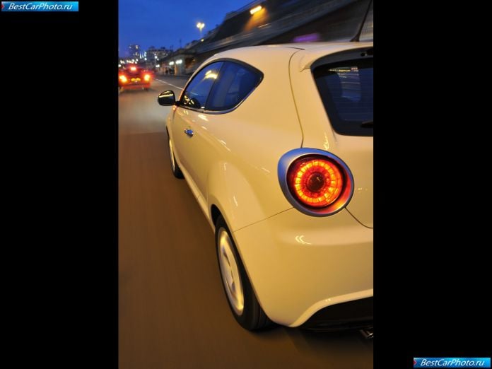 2009 Alfa Romeo Mito Uk Version - фотография 40 из 42