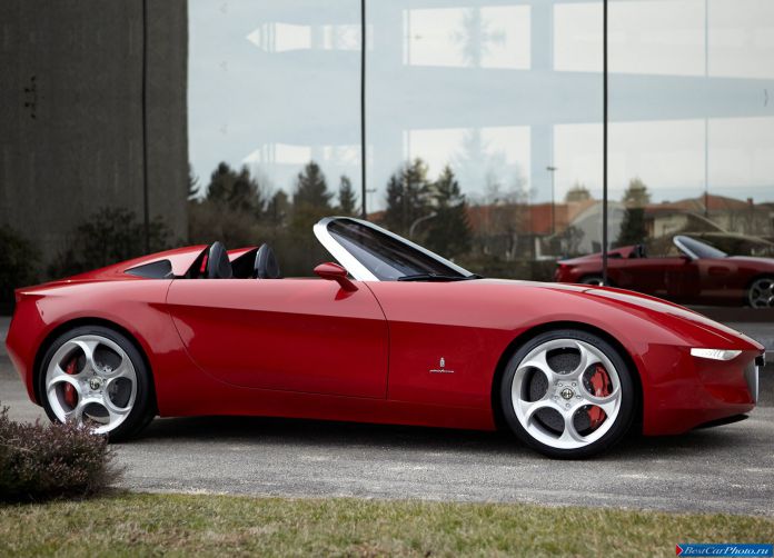 2010 Alfa Romeo 2uettottanta Concept - фотография 3 из 16