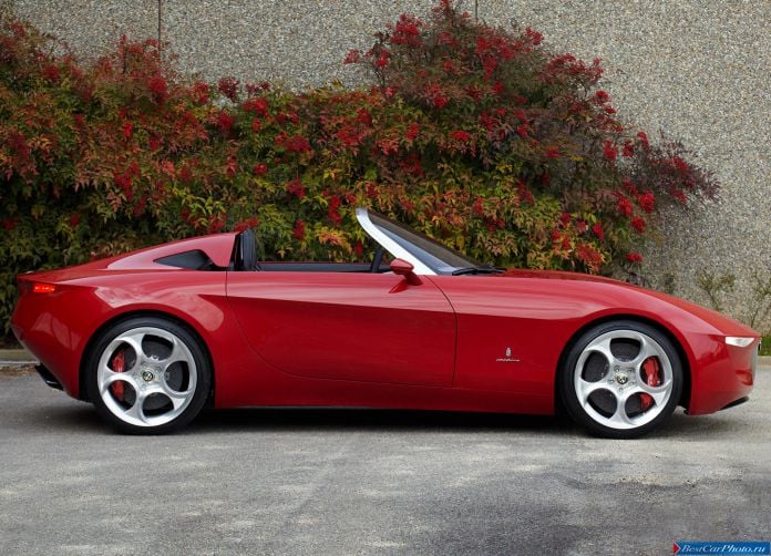 2010 Alfa Romeo 2uettottanta Concept - фотография 4 из 16
