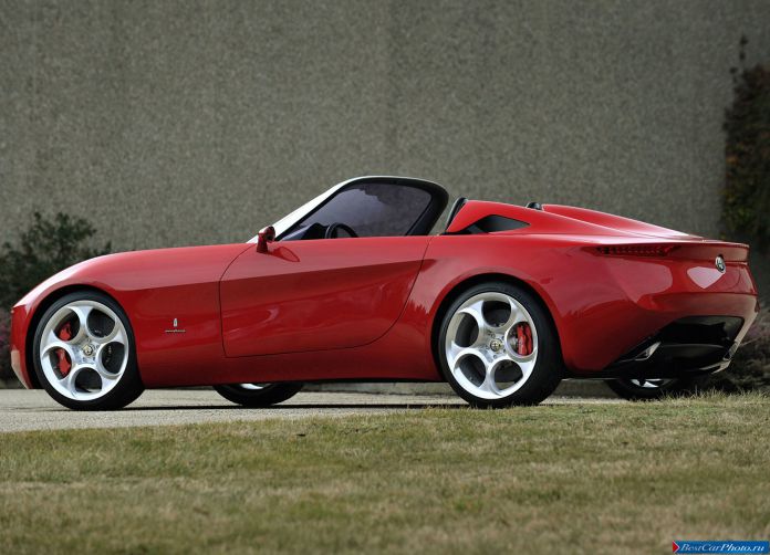 2010 Alfa Romeo 2uettottanta Concept - фотография 5 из 16