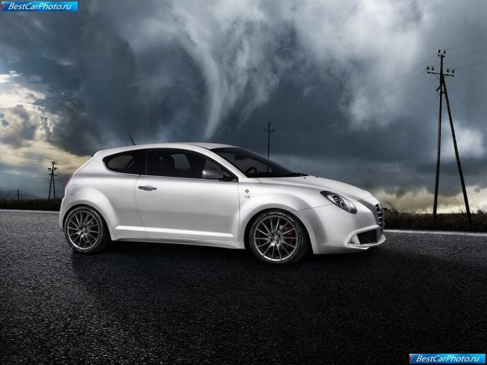 2010 Alfa Romeo Mito Quadrifoglio Verde - фотография 2 из 4 2010 Alfa Romeo Mito Quadrifoglio Verde - фотография 2 из 4