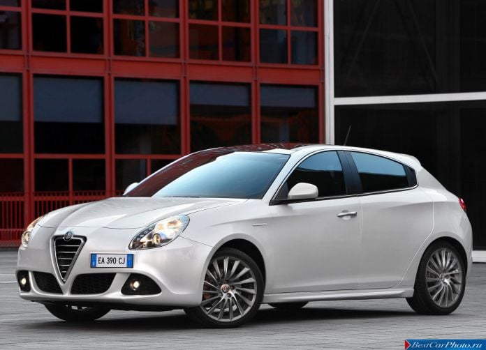 2011 Alfa Romeo Giulietta - фотография 9 из 188 2011 Alfa Romeo Giulietta - фотография 9 из 188