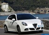 alfa_romeo_2011_giulietta_011.jpg