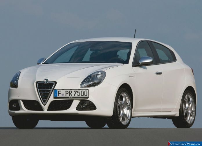 2011 Alfa Romeo Giulietta - фотография 21 из 188 2011 Alfa Romeo Giulietta - фотография 21 из 188