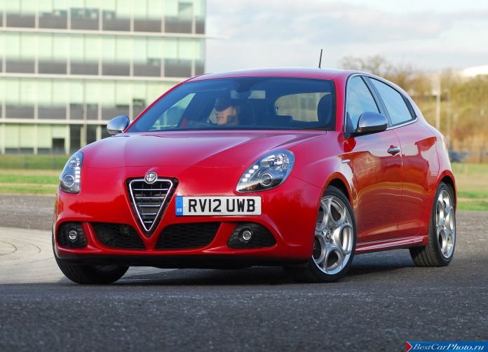2011 Alfa Romeo Giulietta - фотография 23 из 188 2011 Alfa Romeo Giulietta - фотография 23 из 188