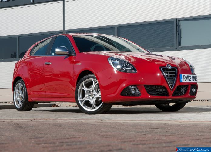 2011 Alfa Romeo Giulietta - фотография 25 из 188 2011 Alfa Romeo Giulietta - фотография 25 из 188