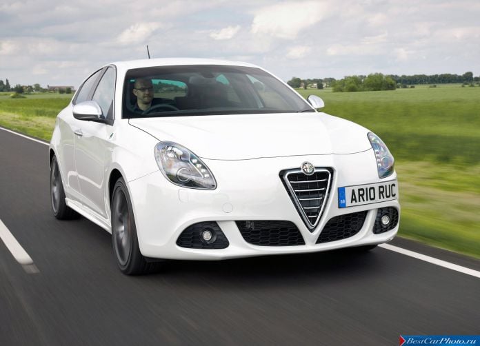 2011 Alfa Romeo Giulietta - фотография 41 из 188 2011 Alfa Romeo Giulietta - фотография 41 из 188