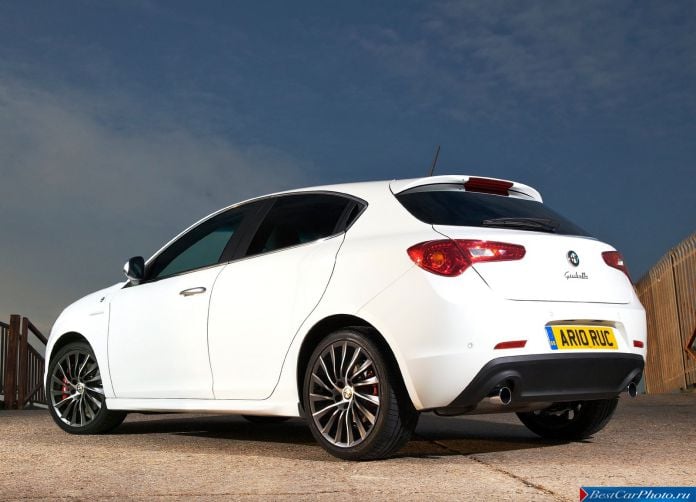 2011 Alfa Romeo Giulietta - фотография 83 из 188 2011 Alfa Romeo Giulietta - фотография 83 из 188