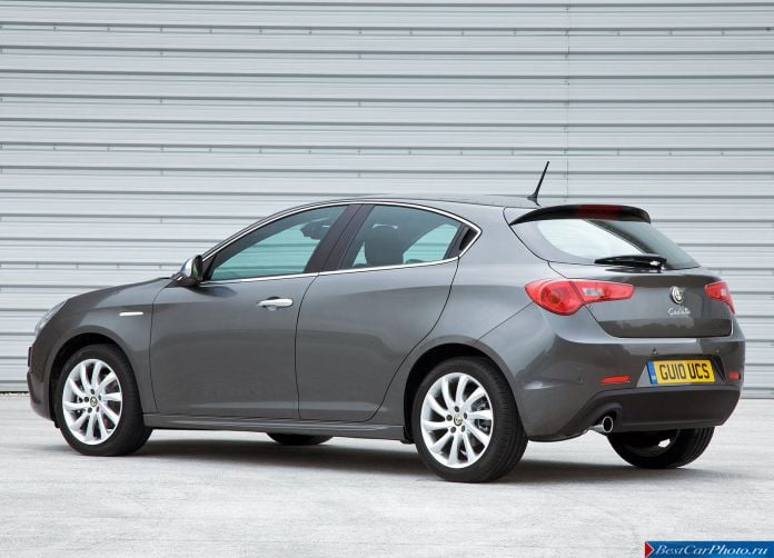 2011 Alfa Romeo Giulietta - фотография 86 из 188 2011 Alfa Romeo Giulietta - фотография 86 из 188