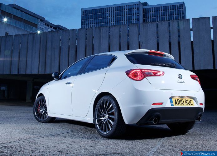 2011 Alfa Romeo Giulietta - фотография 88 из 188 2011 Alfa Romeo Giulietta - фотография 88 из 188