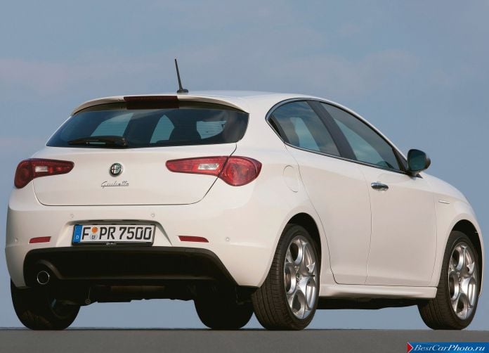 2011 Alfa Romeo Giulietta - фотография 95 из 188 2011 Alfa Romeo Giulietta - фотография 95 из 188