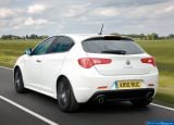 alfa_romeo_2011_giulietta_097.jpg