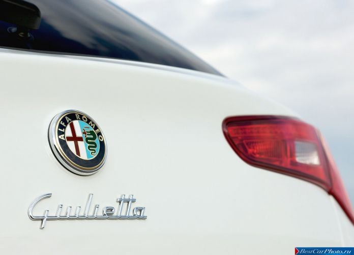 2011 Alfa Romeo Giulietta - фотография 163 из 188 2011 Alfa Romeo Giulietta - фотография 163 из 188