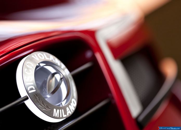 2012 Alfa Romeo Disco Volante Touring Concept - фотография 13 из 32