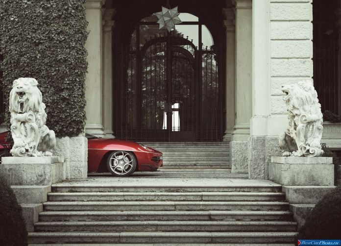 2013 Alfa Romeo Disco Volante - фотография 26 из 43