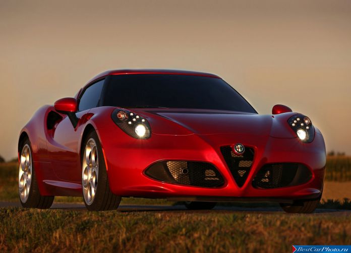 2014 Alfa Romeo 4C - фотография 6 из 128