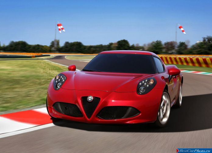 2014 Alfa Romeo 4C - фотография 17 из 128 2014 Alfa Romeo 4C - фотография 17 из 128