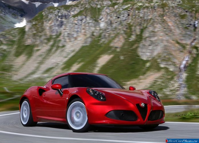2014 Alfa Romeo 4C - фотография 24 из 128 2014 Alfa Romeo 4C - фотография 24 из 128