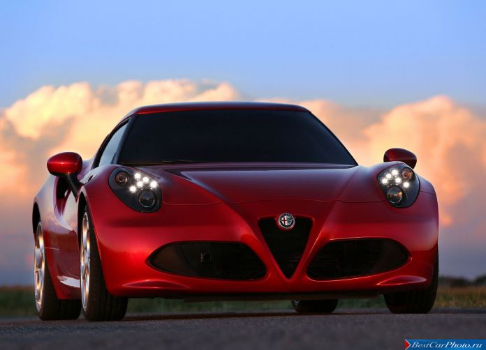 2014 Alfa Romeo 4C - фотография 25 из 128 2014 Alfa Romeo 4C - фотография 25 из 128